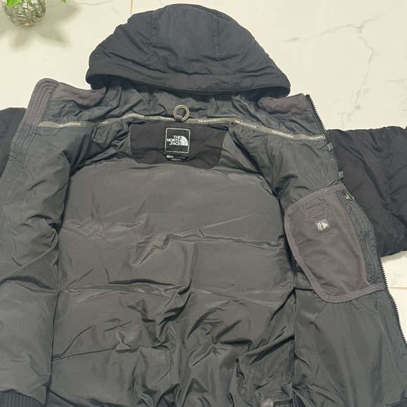 The North Face Black Puffer Jacket - Picture 2 of 3